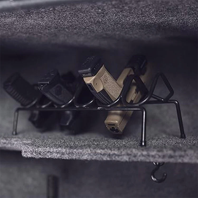 Багажник за пиштоли во затворен под